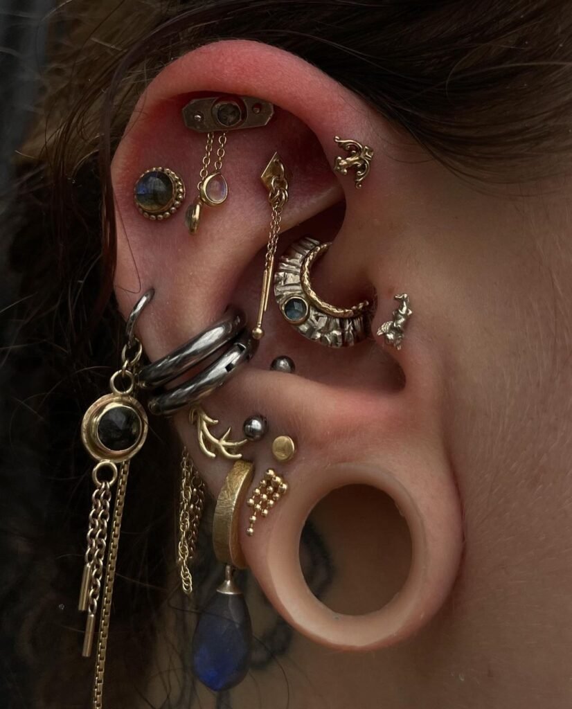 Bold helix piercing