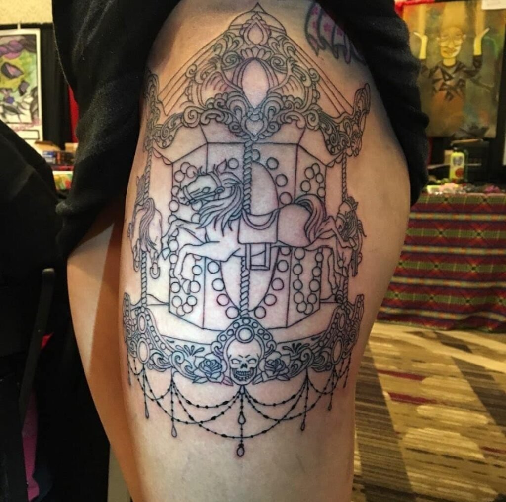 Simple women's thigh tattoos ideas