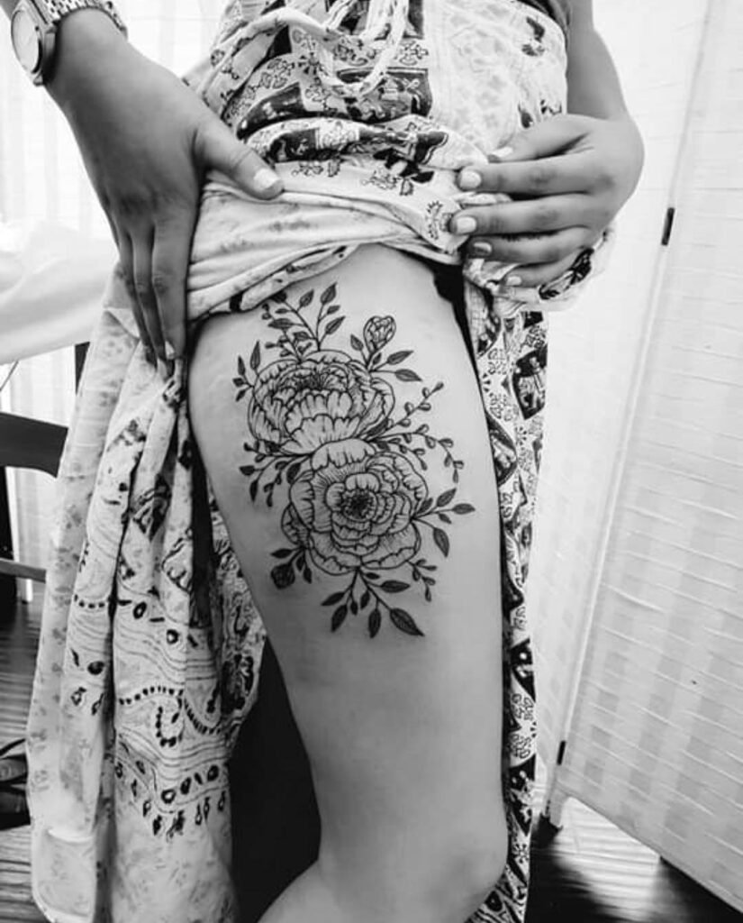 side women thigh tattoos