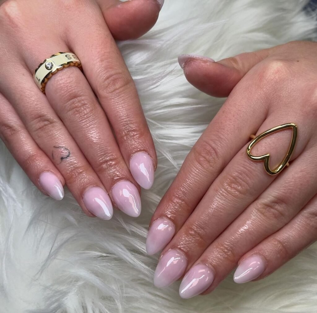 light pink nails Simple