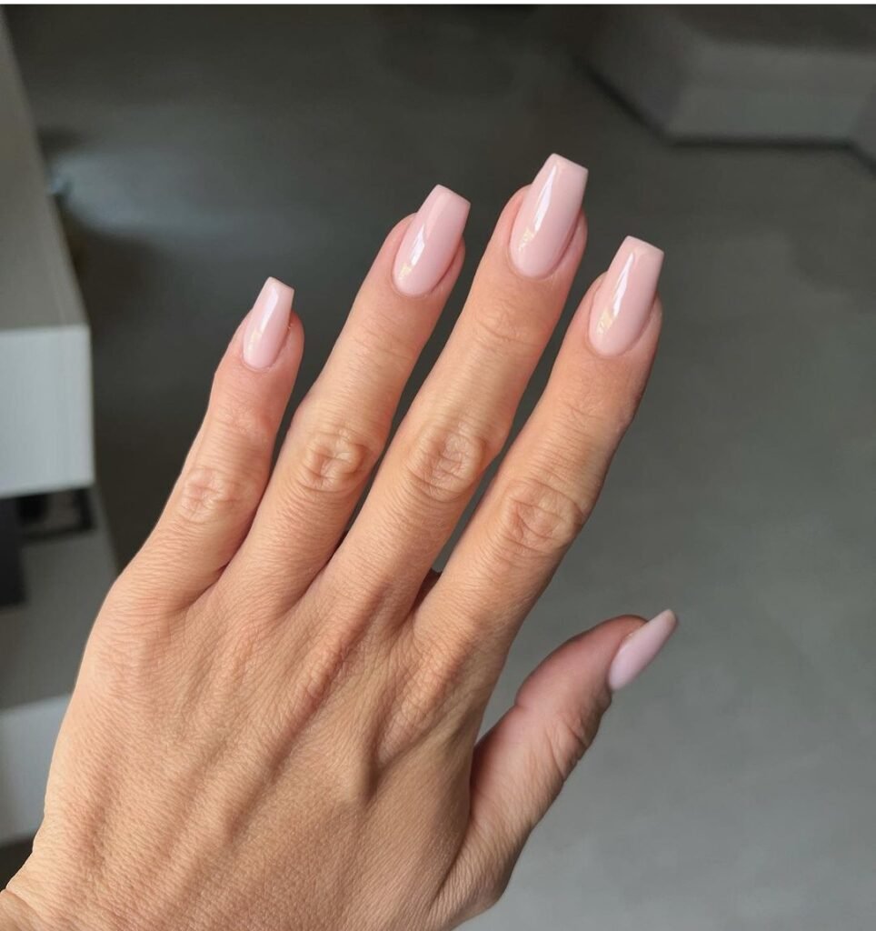 light pink nails photos