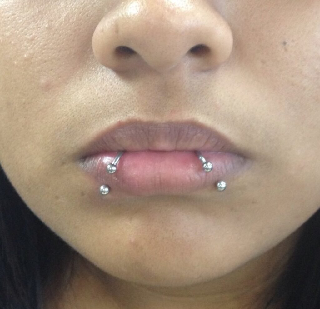 Simple Snake bite piercing
